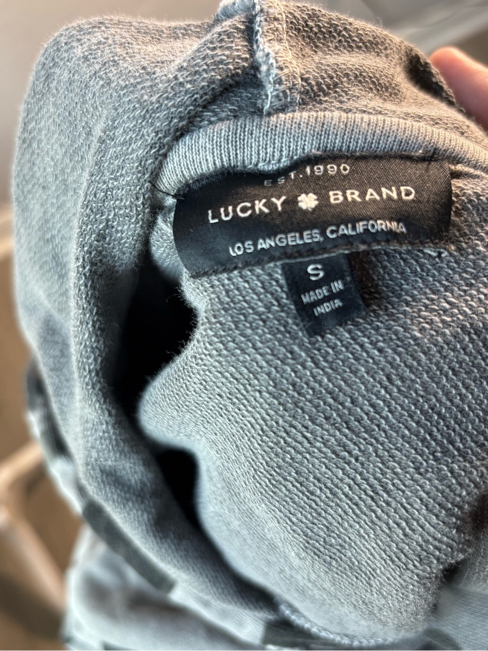 Men Sweater Subcategory - Picture 3 of 4